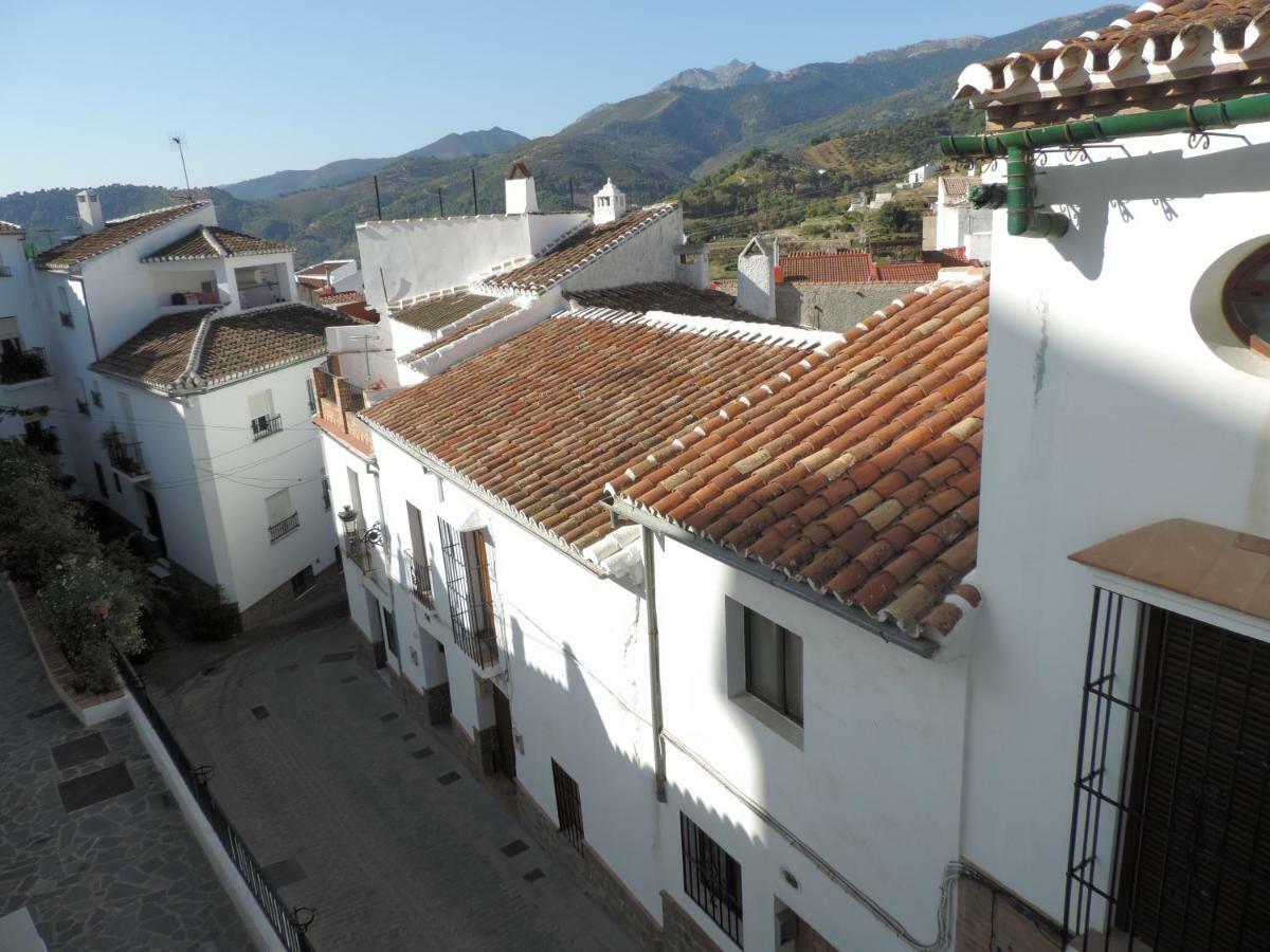 Casa Las Tres Conchas Yunquera المظهر الخارجي الصورة